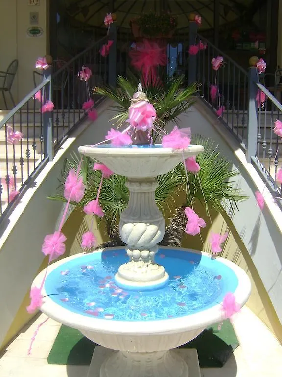 Hotel Zeus リミニ