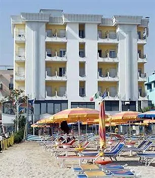Hotel Zeus リミニ